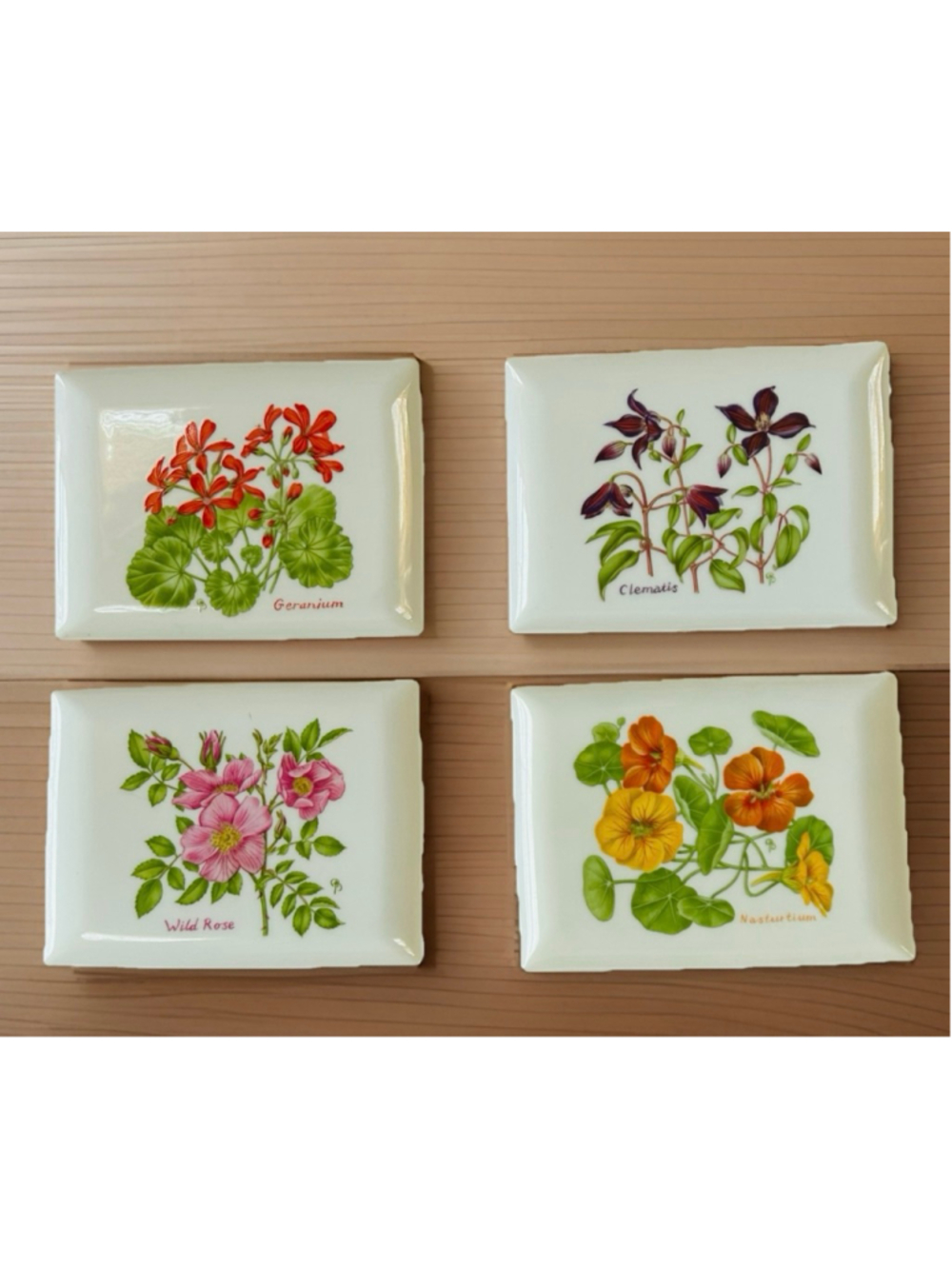 Vintage Lillian Vernon White Floral Botanical Trinket Side Dishes Set of 4
